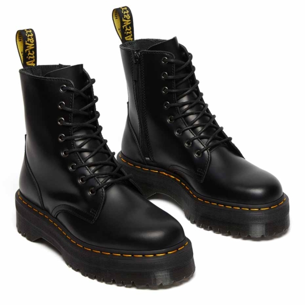 DR. MARTENS JADON